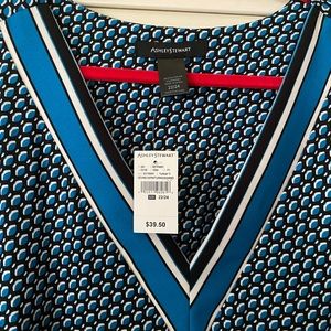 New Ashley Stewart beautiful top. Size 22/24.